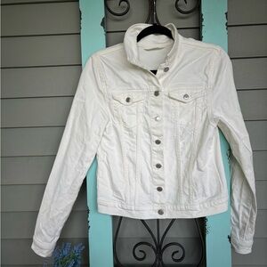 White denim jacket cropped